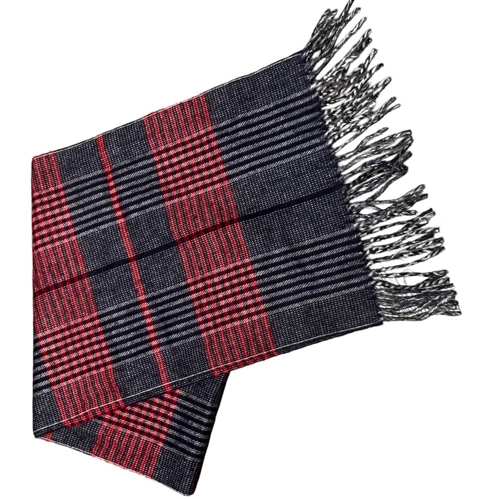 Christian Dior cashmere plaid fringe. Scarf unisex